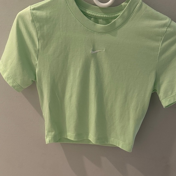Nike Other - Nike Mint Green Cropped Tee